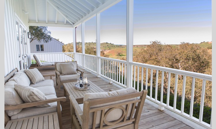 VHBackDeck6000x3586-2